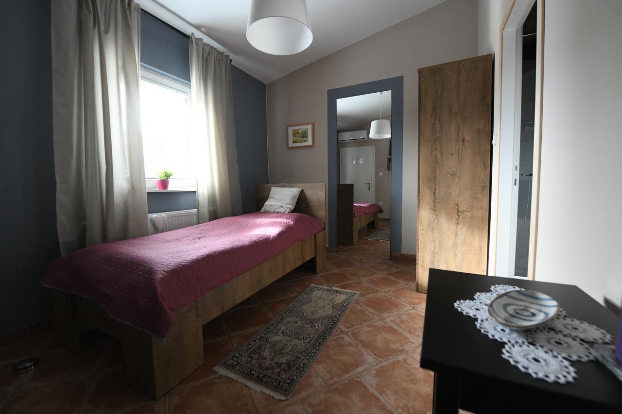 Bed and Breakfast Klet Cinkus Hrvatski Leskovac Экстерьер фото